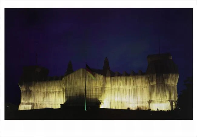 Westfassade bei tiefer Nacht —  Christo