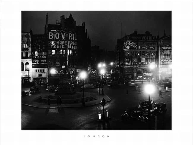 London at night —  W. Sumits