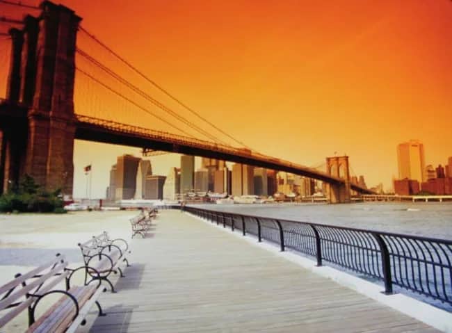 Manhattan"s exit —  Thomas reis