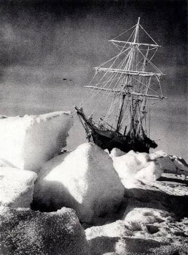 Shackleton"s exped. —  Hurley