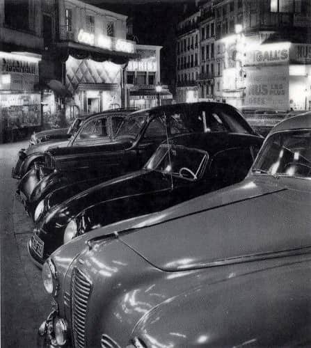 Place pigalle "47 —  Jacques