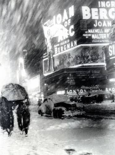 Times square —  Bettmann