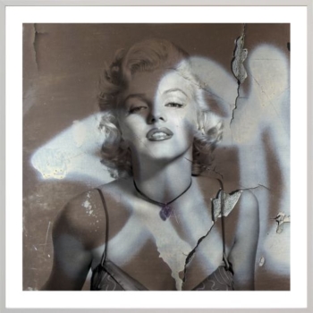 Marylin feeling blue